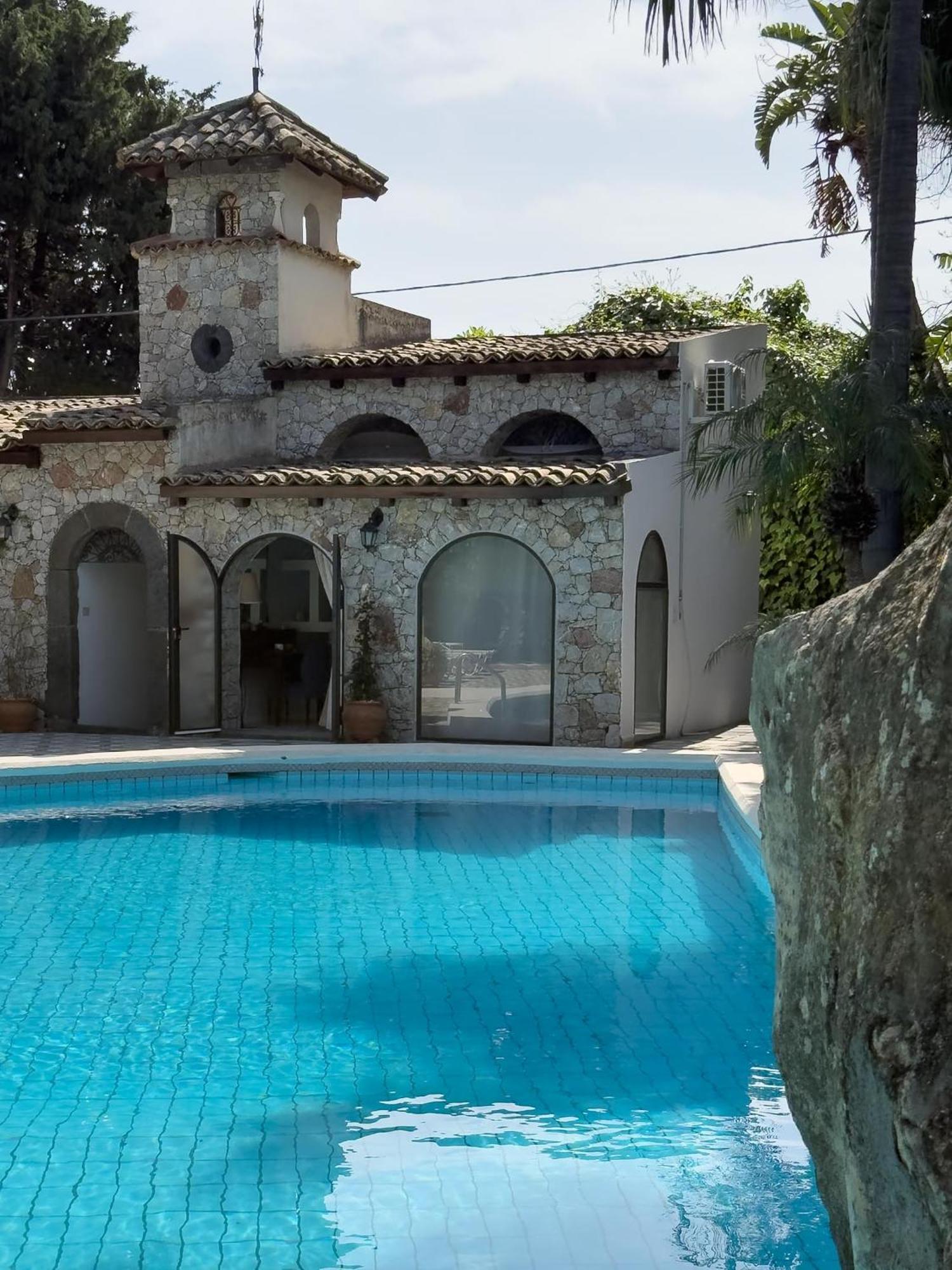 B&B La Villa Giardini-Naxos Exterior foto